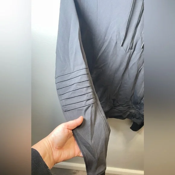 Athleta‎ Women's Black 1/4 Zip Venice Moto Hoodie Jacket Size Small - Picture 6 of 6